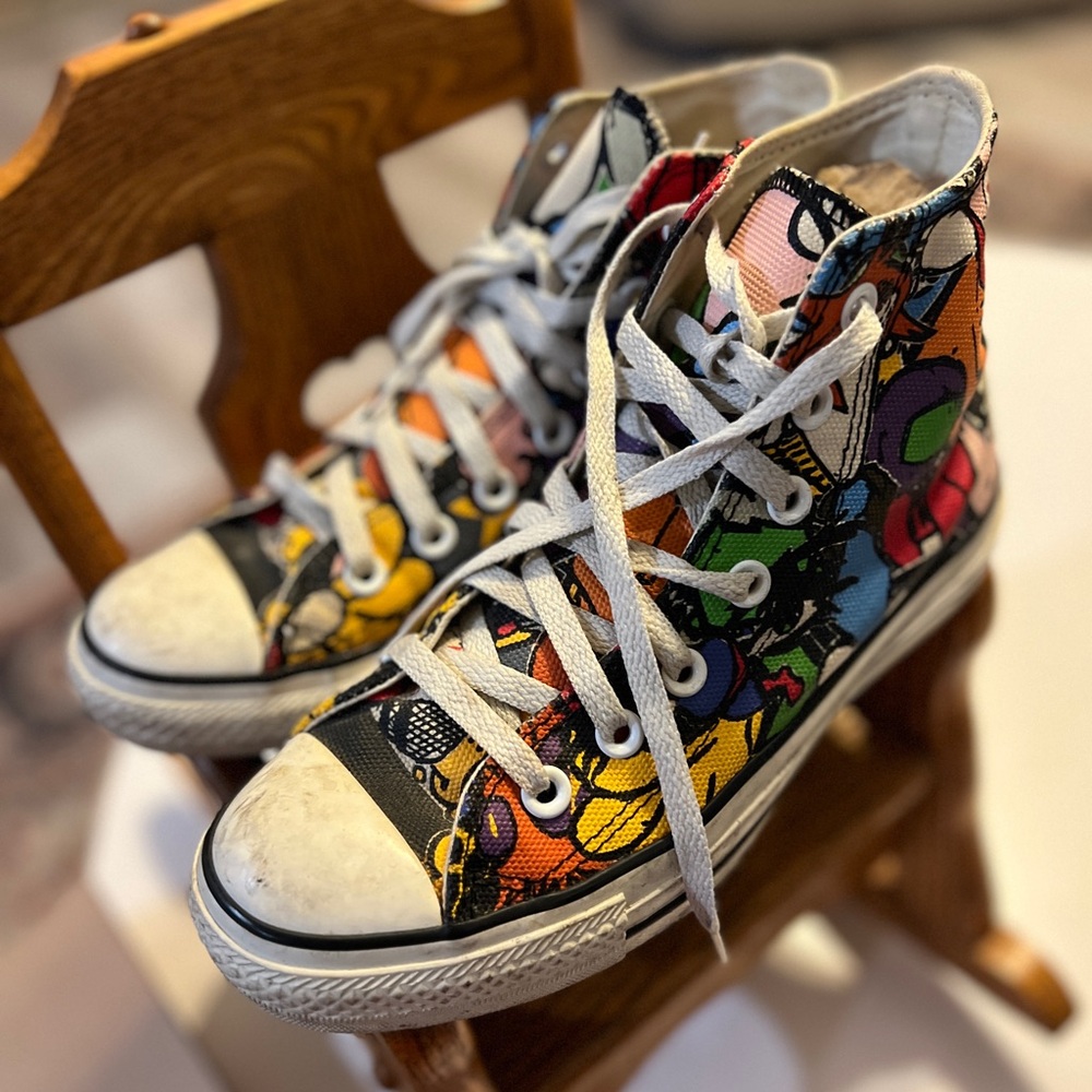 Converse Chuck Taylor All Star High Cartoon Animated/graffiti Men 5 womens 7